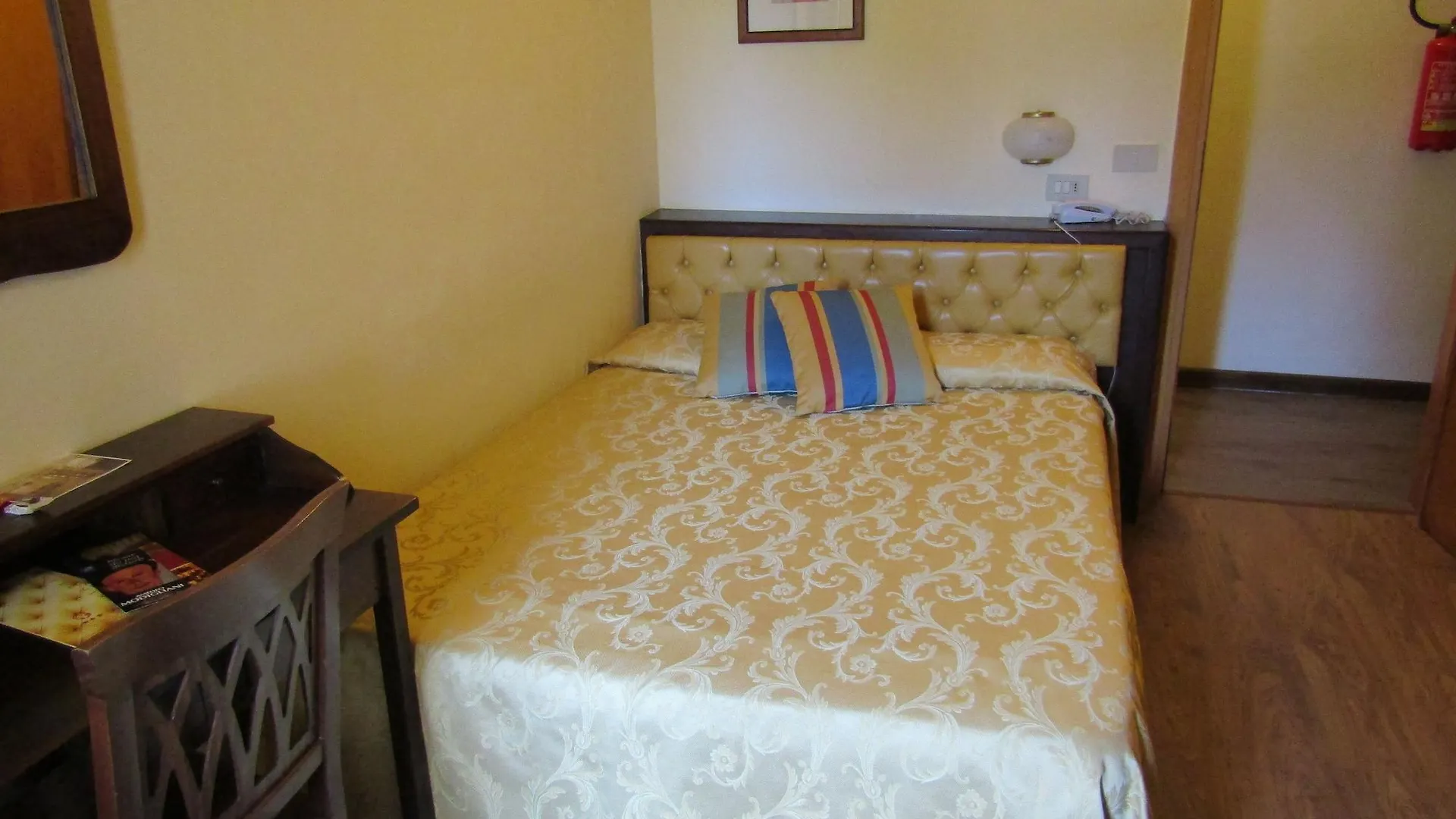 Hotel Minerva Pisa