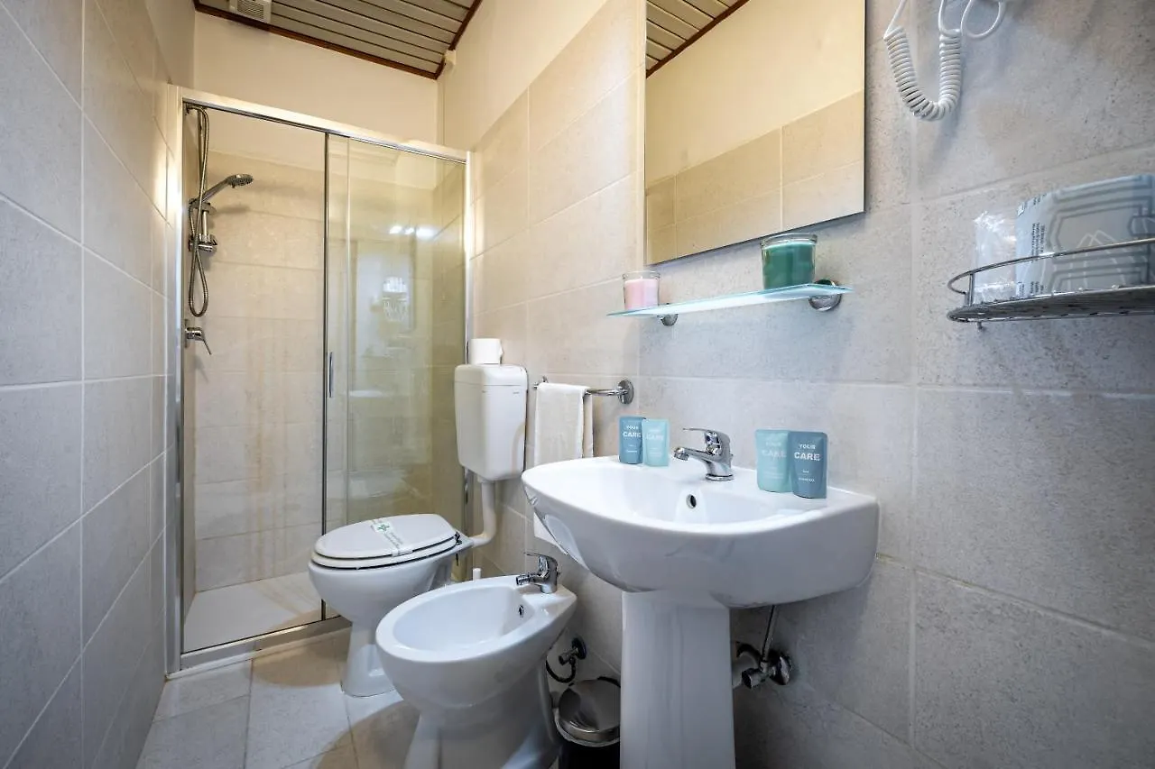 Hotel Minerva Pisa 3*,  Olaszország