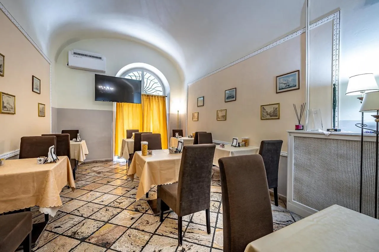 Hotel Minerva Pisa 3*,